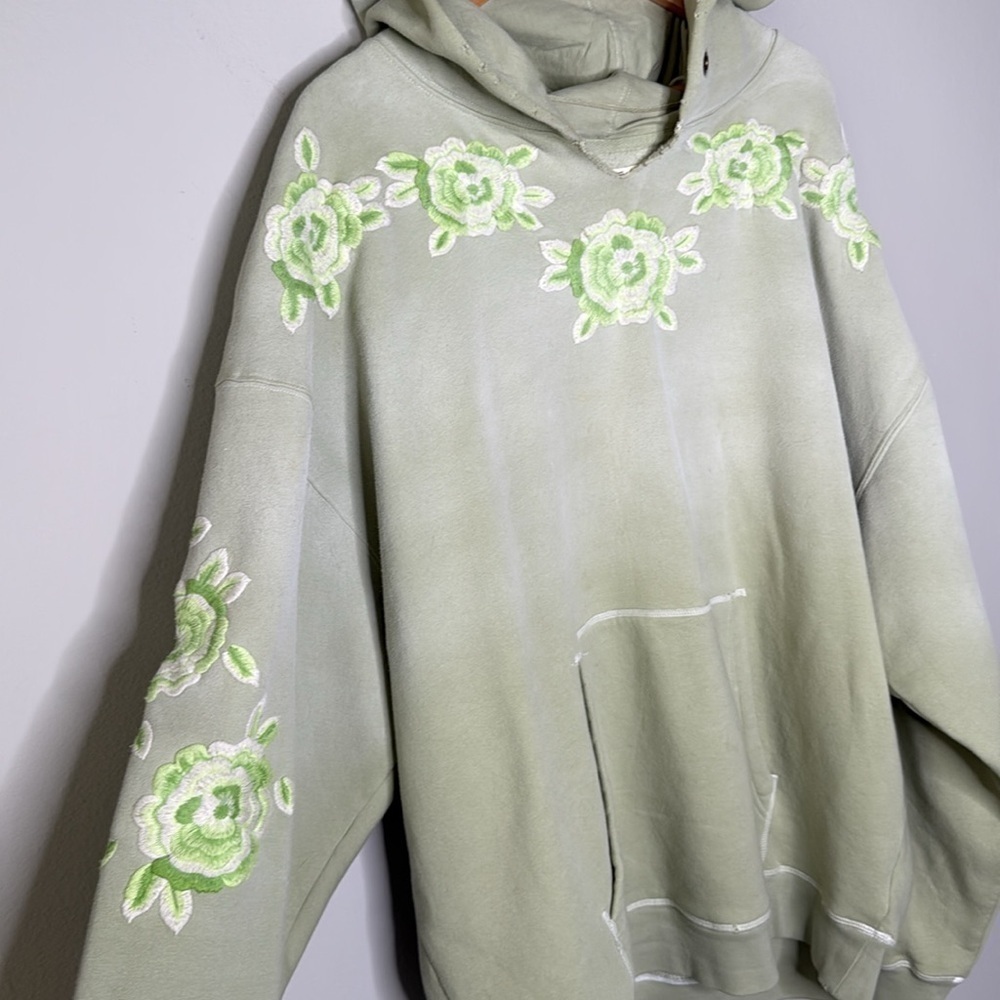 Free People We The Free Ombre Embroidered Oversized Hoodie in Green SIze Large - Picture 4 of 10
